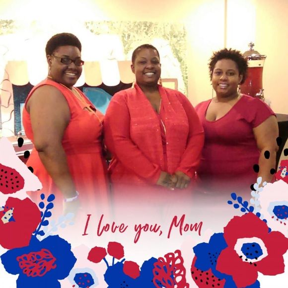 Meet your Posher, Christa - Picture 1 of 1